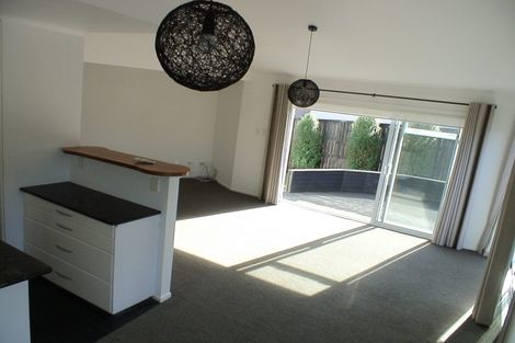 Photo of property in 30 Hobby Avenue, Birkdale, Auckland, 0626