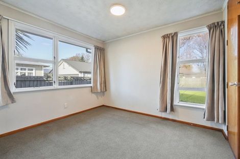 Photo of property in 28 Warrington Street, Mairehau, Christchurch, 8013