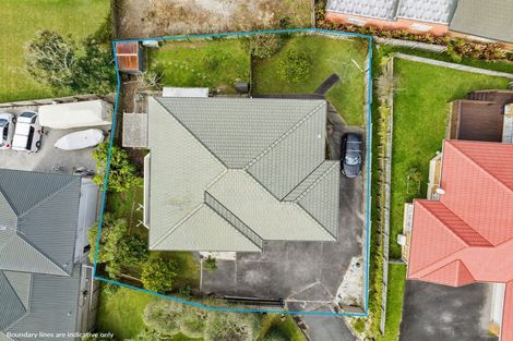 Photo of property in 11 Mannikin Place, Unsworth Heights, Auckland, 0632