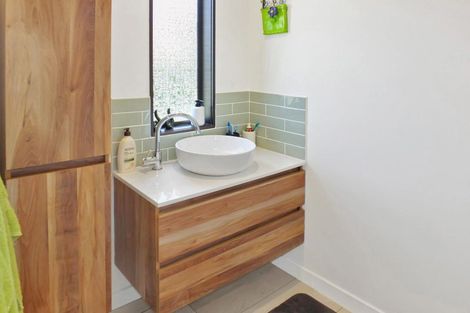 Photo of property in 22 Shortt Street, Foxton Beach, Foxton, 4815