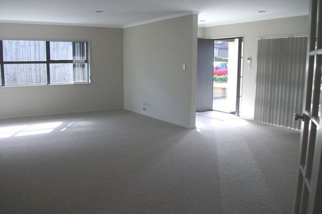 Photo of property in 8 Citron Court, Flat Bush, Auckland, 2016