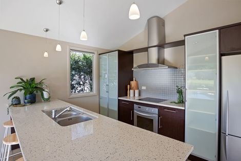 Photo of property in 28 Saint Andrews Drive, Pauanui, Hikuai, 3579