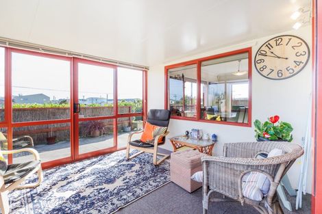 Photo of property in 12 Robbie Street, Foxton Beach, Foxton, 4815