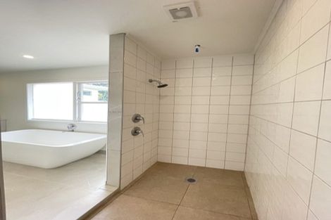 Photo of property in 27 Kaikoura Street, Henderson, Auckland, 0612