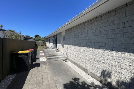 Photo of property in 35 Estuary Road, New Brighton, Christchurch, 8061