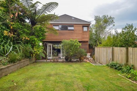 Photo of property in 23 Homewood Avenue, Karori, Wellington, 6012