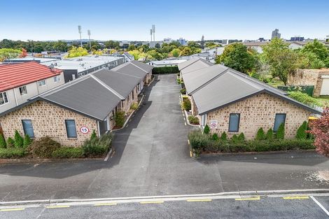 Photo of property in 5/99 Lake Road, Frankton, Hamilton, 3204