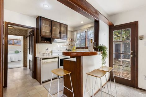 Photo of property in 37 Somerset Crescent, Spreydon, Christchurch, 8024