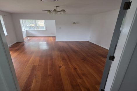 Photo of property in 126 Cambridge Terrace, Fairfield, Lower Hutt, 5011