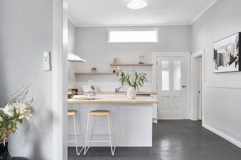 Photo of property in 256 Oxford Street, South Dunedin, Dunedin, 9012