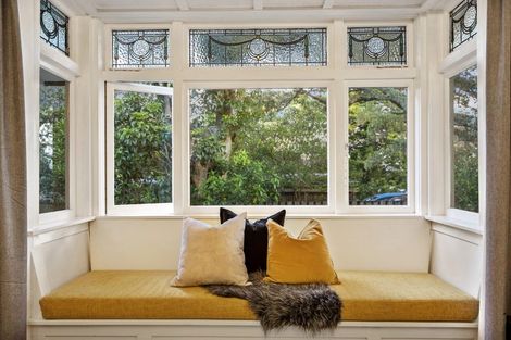 Photo of property in 10 Bridge View Road, Birkenhead, Auckland, 0626