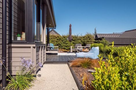 Photo of property in 5 Parera Lane, Jacks Point, Queenstown, 9371