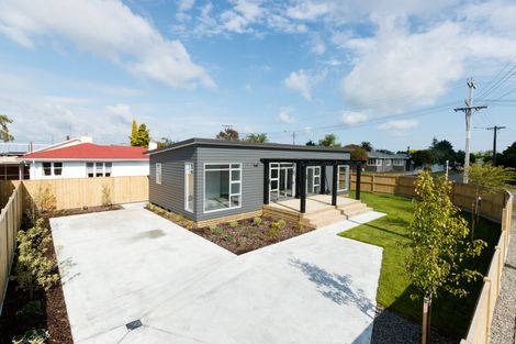 Photo of property in 2 Flint Street, Milson, Palmerston North, 4414