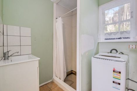 Photo of property in 4 Ferngully Road, Helensville, Kaukapakapa, 0871