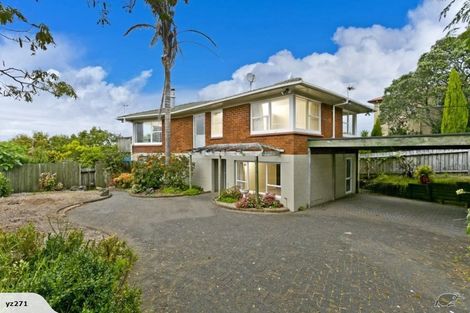 Photo of property in 3 Sunset Road, Totara Vale, Auckland, 0632