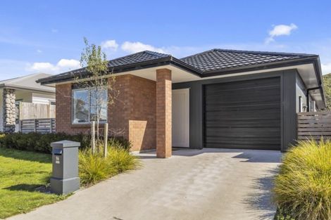 Photo of property in 86 Farmer Crescent, Taita, Lower Hutt, 5011