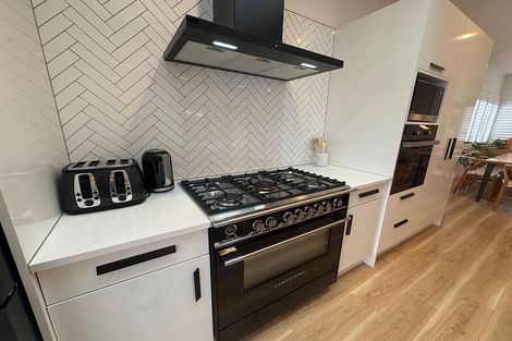 Photo of property in 161 Weston Road, St Albans, Christchurch, 8052