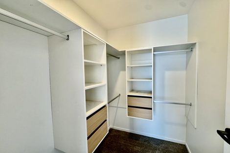 Photo of property in 5 Raphael Place, West Harbour, Auckland, 0618