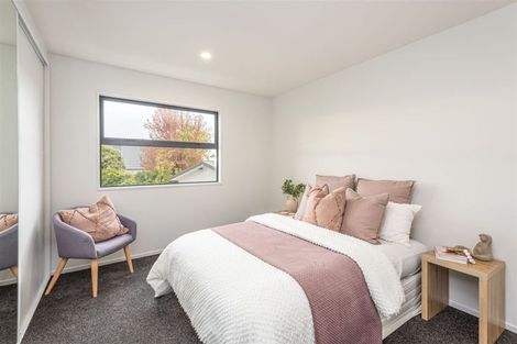Photo of property in 2/117 Hills Road, Edgeware, Christchurch, 8013