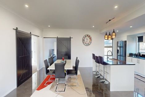 Photo of property in 12 Ivy Lane, Kelvin Grove, Palmerston North, 4414