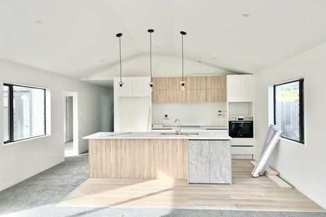 Photo of property in 5 Whale Bay Rise, Gulf Harbour, 0930