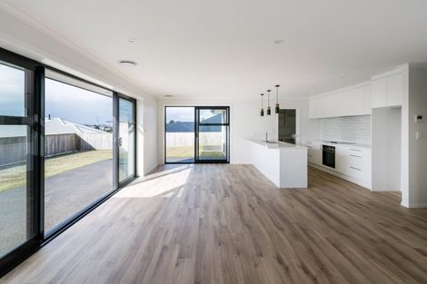 Photo of property in 2/84 Gateway Drive, Te Awamutu, 3800