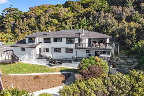 Photo of property in 12 The Topdeck, Whitby, Porirua, 5024