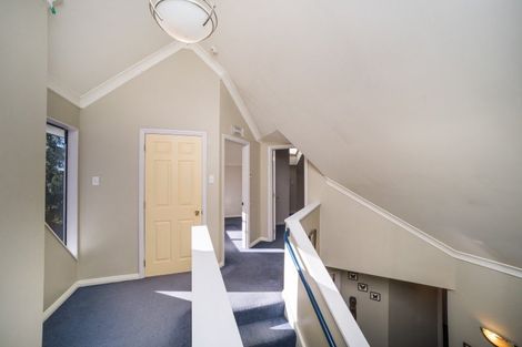 Photo of property in 15 Rothesay Place, Highbury, Palmerston North, 4412