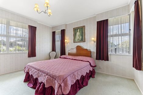 Photo of property in 34 Hamblyn Street, Strandon, New Plymouth, 4312