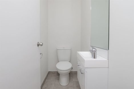 Photo of property in 113u8 Knighton Road, Hillcrest, Hamilton, 3216
