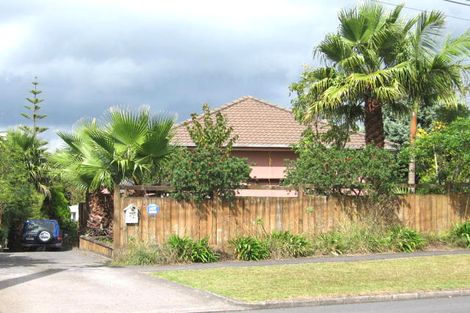 Photo of property in 56 Fruitvale Road, New Lynn, Auckland, 0600