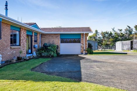 Photo of property in 1225 Egmont Road, Egmont Village, New Plymouth, 4372