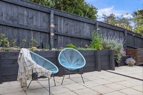 Photo of property in 5b Kauri Road, Stanmore Bay, Whangaparaoa, 0932