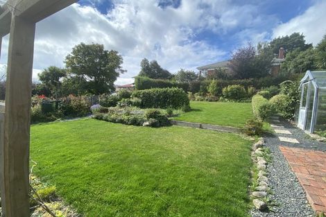 Photo of property in 34 Grandview Crescent, Opoho, Dunedin, 9010