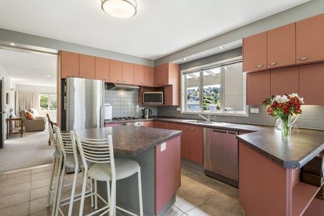 Photo of property in 38 Saddleback Rise, Murrays Bay, Auckland, 0630