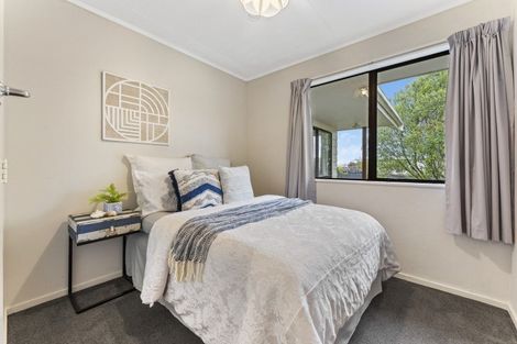 Photo of property in 72 Fraser Drive, Feilding, 4702