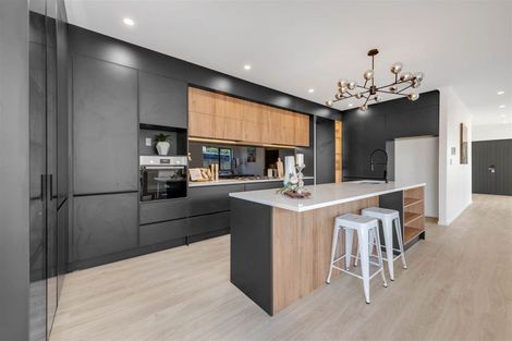 Photo of property in 31 Bushfield Drive, Flat Bush, Auckland, 2019