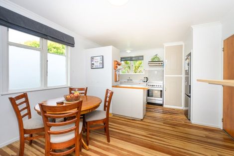 Photo of property in 55 Parkland Crescent, Terrace End, Palmerston North, 4410