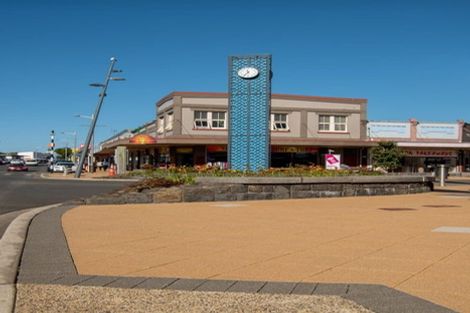 Photo of property in 10 Paapaka Way, Waiuku, 2123