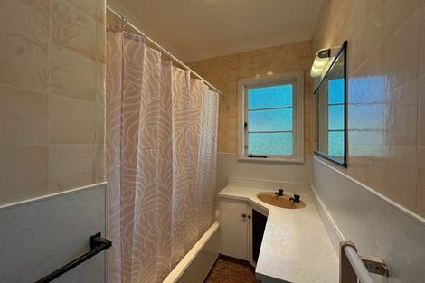 Photo of property in 179 Main Rd Clive, Clive, 4102