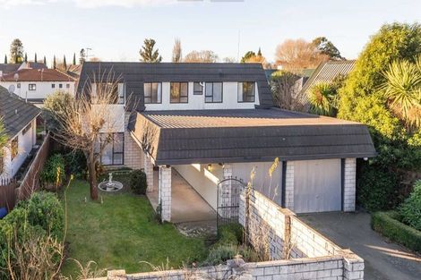 Photo of property in 11 Jamell Place, Avonhead, Christchurch, 8042