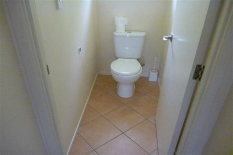 Photo of property in 19 Glenfinn Place, Massey, Auckland, 0614