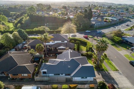 Photo of property in 4 Manor Park Drive, Pyes Pa, Tauranga, 3112