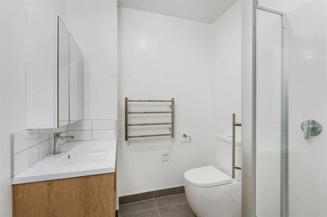 Photo of property in 31 Falcon Crescent, Hobsonville, Auckland, 0618