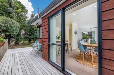 Photo of property in 2/55 Seaview Road, Glenfield, Auckland, 0629