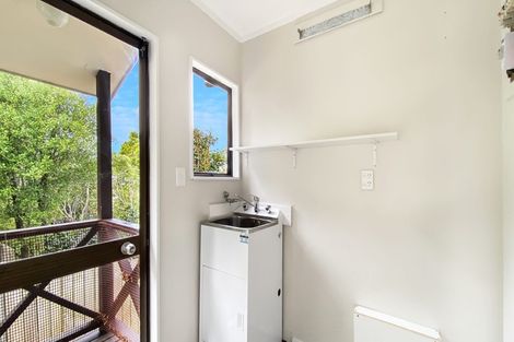 Photo of property in 23 Flaunty Place, West Harbour, Auckland, 0618