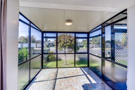 Photo of property in 1/52 Avondale Road, Taradale, Napier, 4112