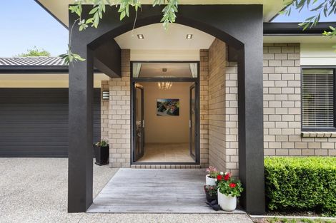 Photo of property in 10 Piha Close, Papamoa Beach, Papamoa, 3118