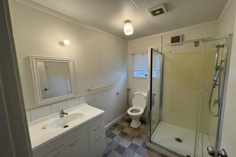 Photo of property in 2 Fields Road, Manurewa, Auckland, 2102