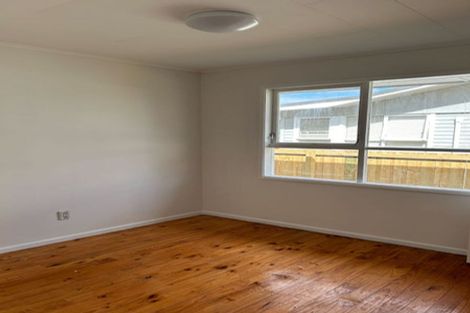 Photo of property in 12 Burbridge Road, Favona, Auckland, 2024